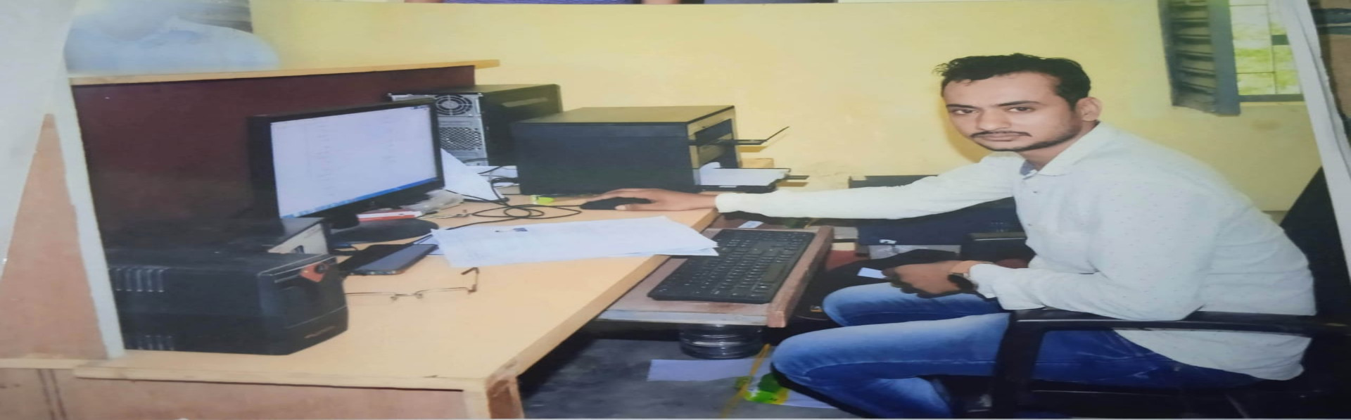 z....................                     ANJAY KUMAR (TYPISTS)